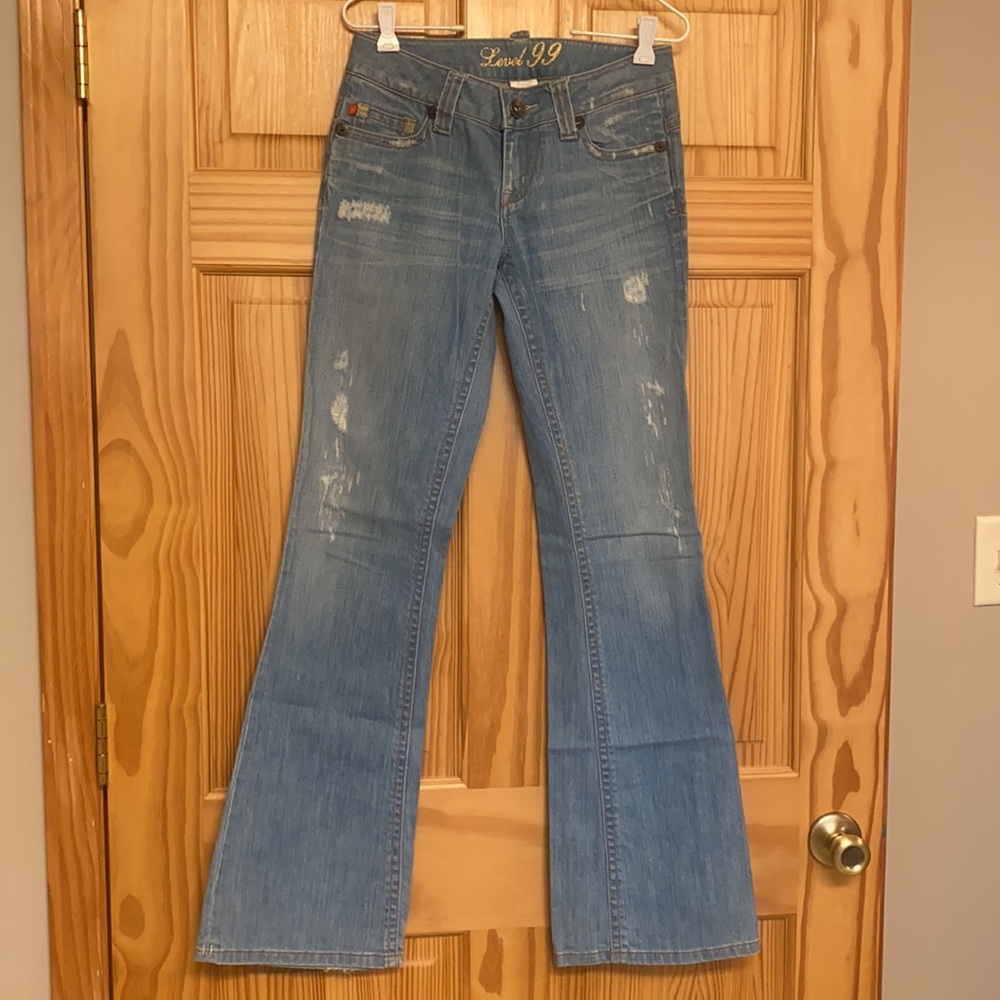 👖HOST PICK!!👖Flared Level 99 Jeans 26 x 32 - Picture 2 of 11